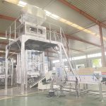 Один набір автоматичної машини для пакування прального порошку 1-3,5 кг готовий до доставки.